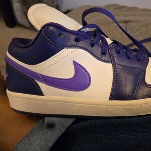 Purple women's Jordan